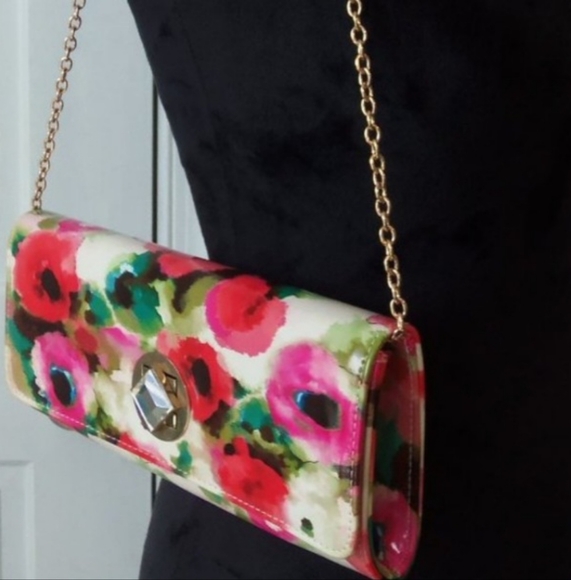 Jessica McClintock Handbags - Jessica McClintock Floral Chain Strap Clutch cross body